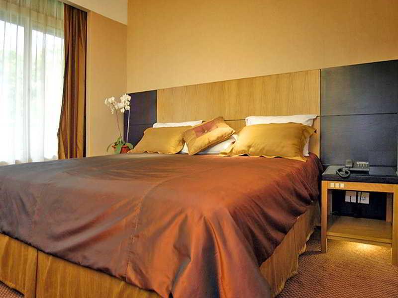 Hotel Santika Bandung Dış mekan fotoğraf
