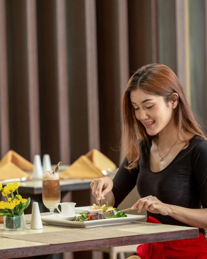 Hotel Santika Bandung Dış mekan fotoğraf